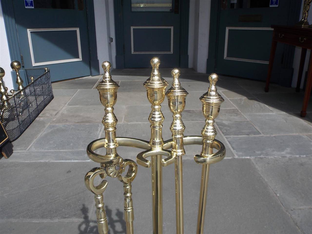 Set of American Brass Urn Finial Top Fire Tools on Stand, Circa 1870 In Excellent Condition For Sale In Hollywood, SC