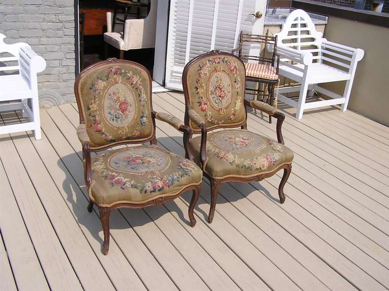 Pair of French Louis XVI Walnut Armchairs, Circa 1770 In Excellent Condition For Sale In Hollywood, SC