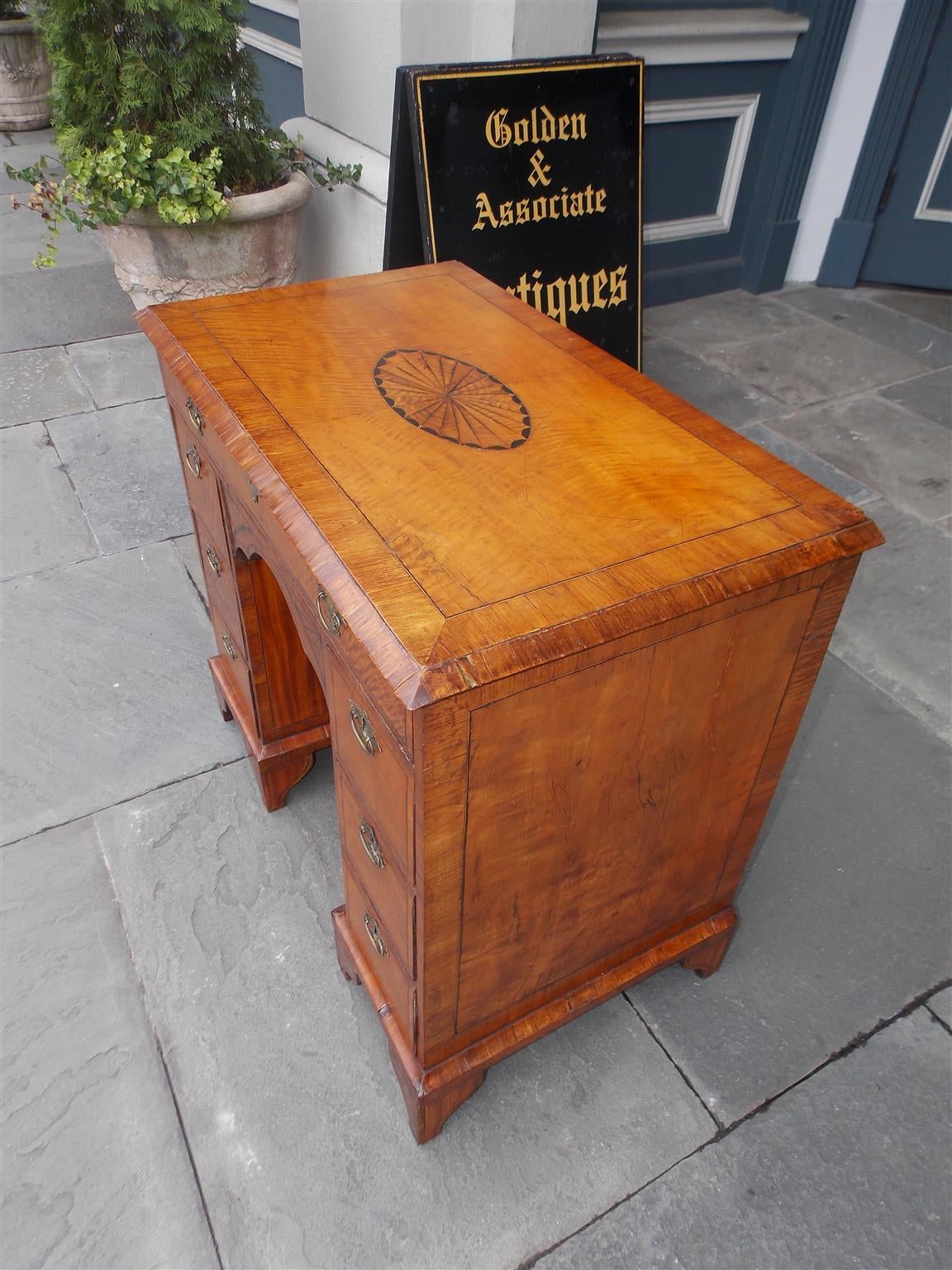 English Satinwood and Patera Inlaid Knee Hole Desk.  Circa 1780 For Sale 1