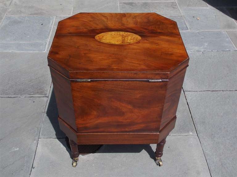 English Mahogany Satinwood Conch Shell Inlaid Wine Cellarette.  Circa 1780 For Sale 4