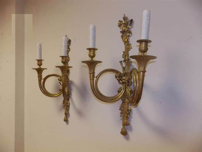 Pair of French Horn Gilt Bronze Two-Arm Sconces, Circa 1830 In Excellent Condition For Sale In Hollywood, SC