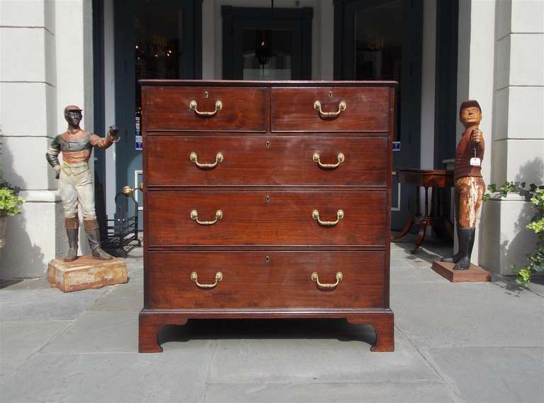 British English Chippendale Mahogany Chest of Drawers, Circa 1810 For Sale