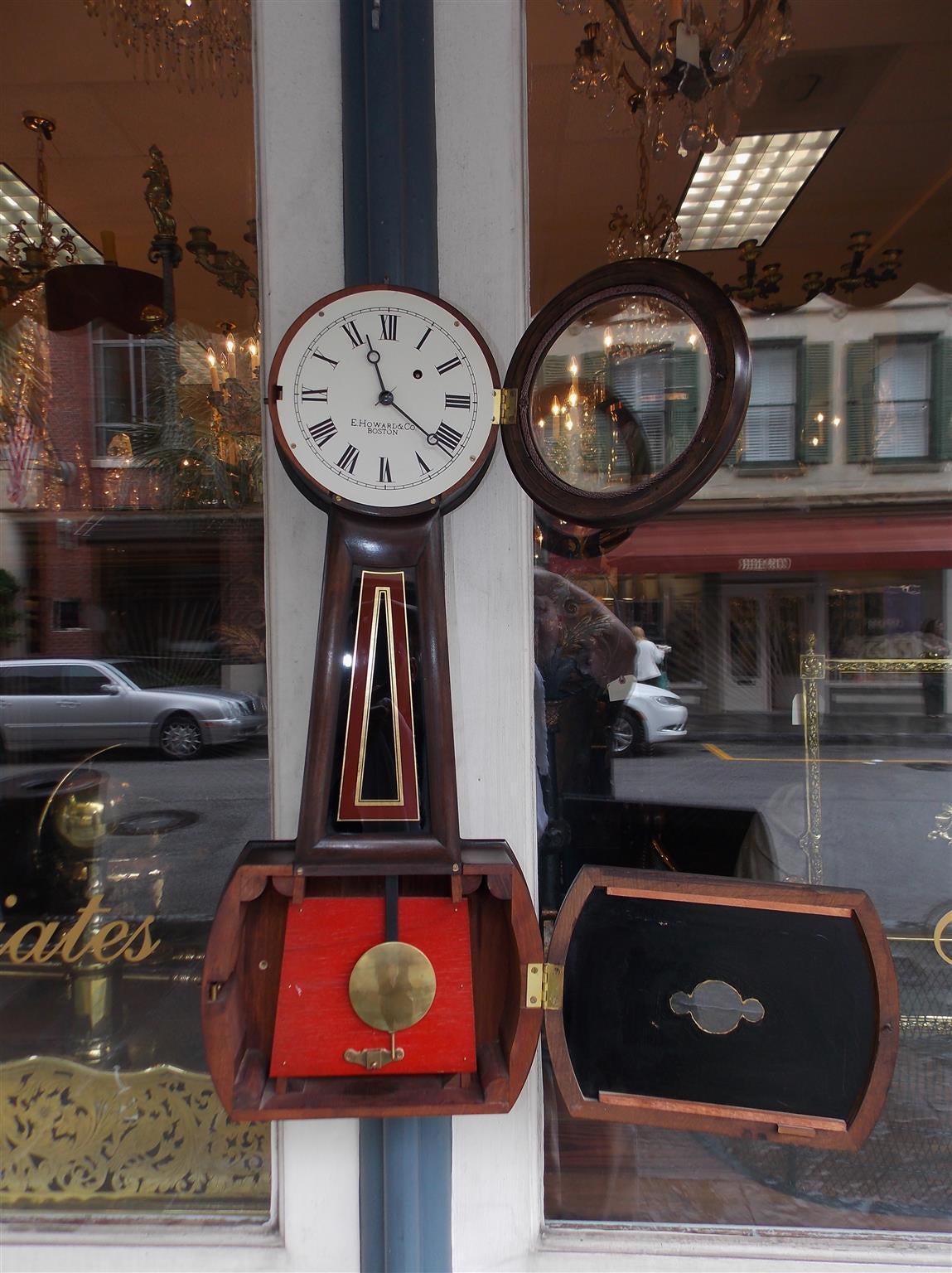 Intagliato a mano Orologio Banjo americano in mogano ed églomisé, E. Howard, Boston # 5, circa 1860 in vendita