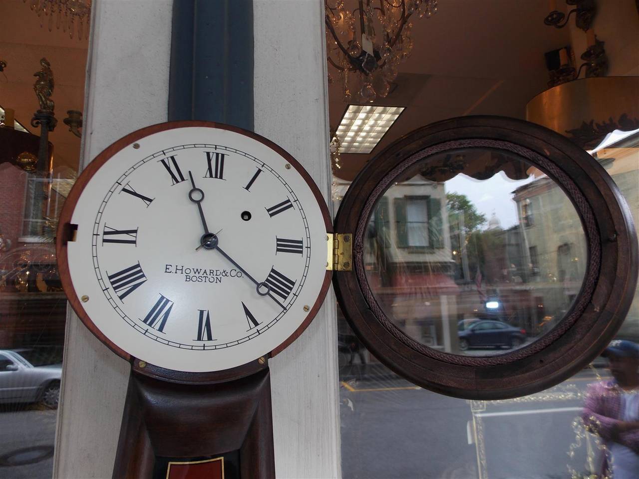 Metà XIX secolo Orologio Banjo americano in mogano ed églomisé, E. Howard, Boston # 5, circa 1860 in vendita