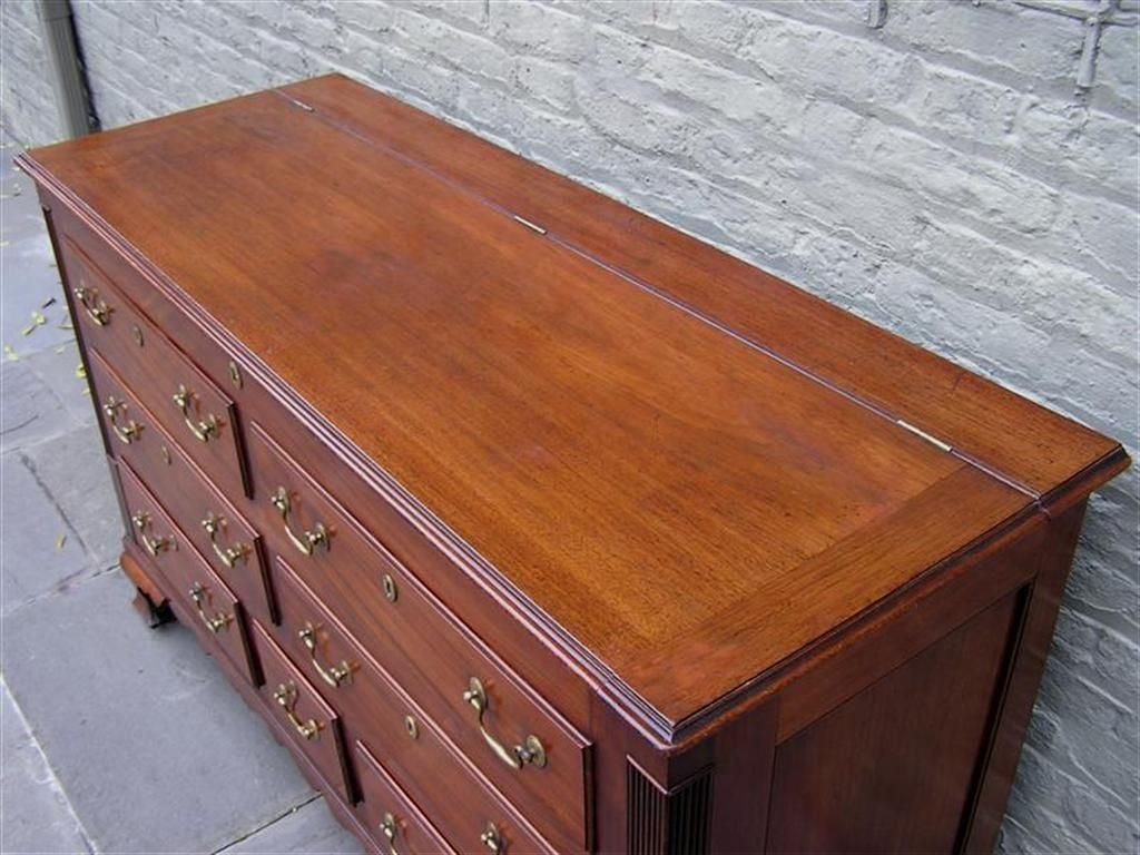 George III English Mahogany Hinged Top Inlaid Mule Chest . Circa 1780 For Sale