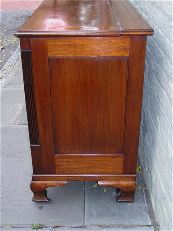 Late 18th Century English Mahogany Hinged Top Inlaid Mule Chest . Circa 1780 For Sale