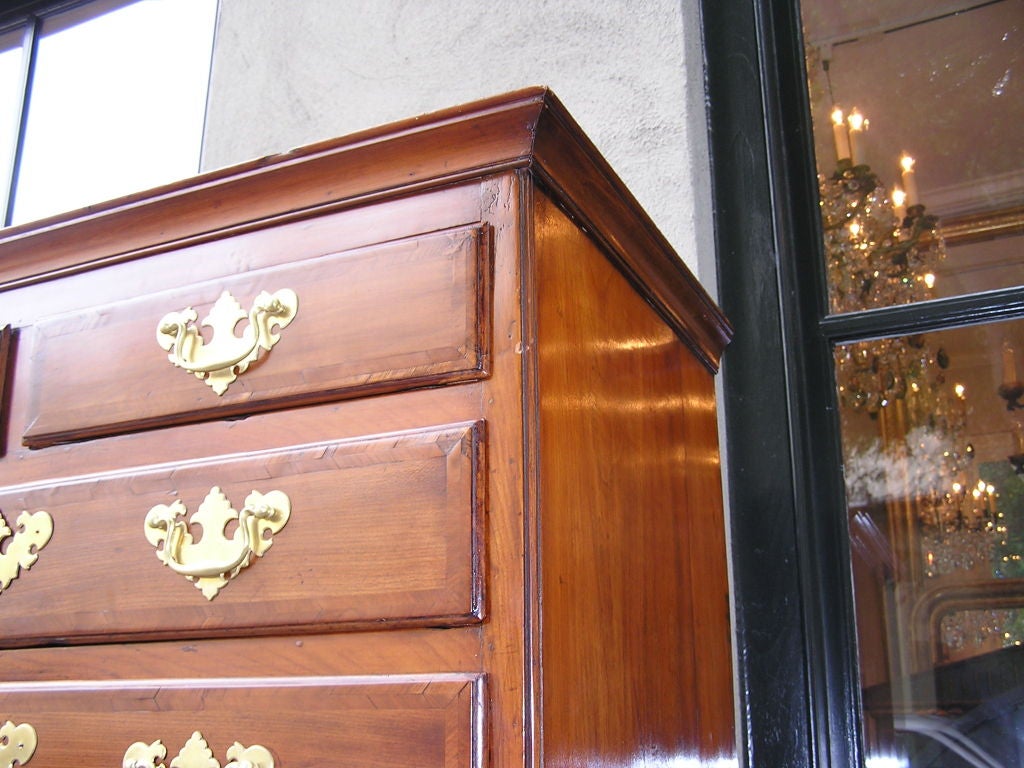 English Walnut Feather Banded Highboy On Stand . Circa 1750 In Excellent Condition In Hollywood, SC