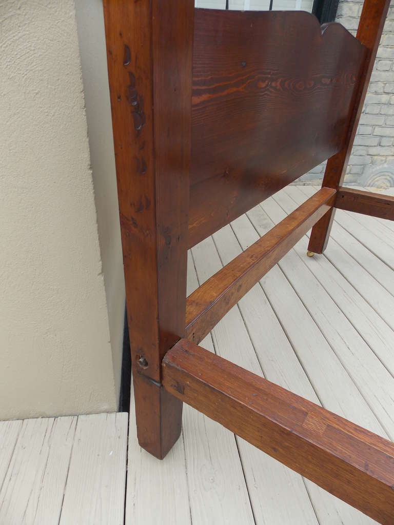 English Cuban Mahogany Tester Bed In Excellent Condition For Sale In Hollywood, SC