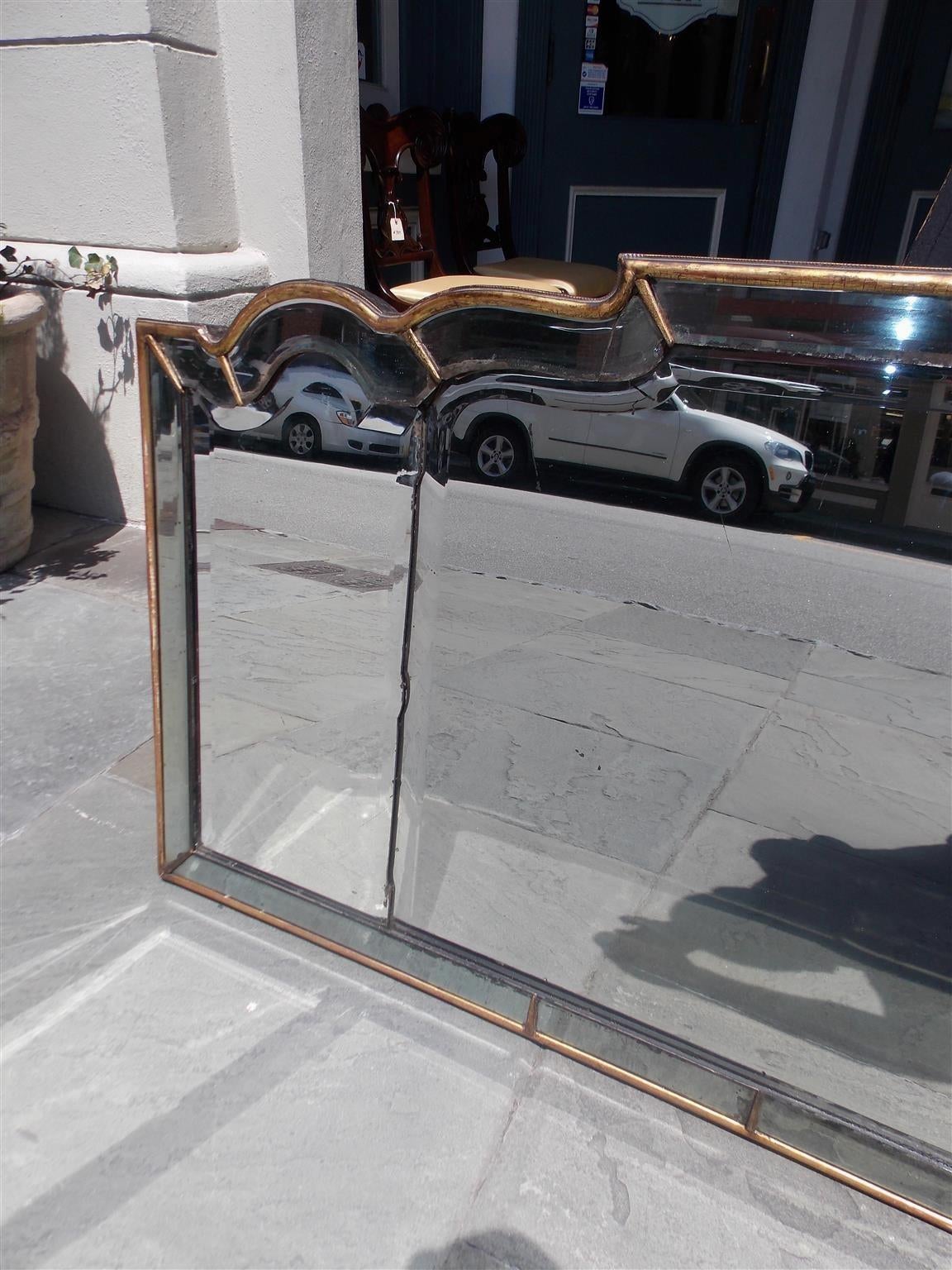 English Queen Anne Gilt and Gesso Overmantel Mirror, Circa 1710 In Excellent Condition In Hollywood, SC