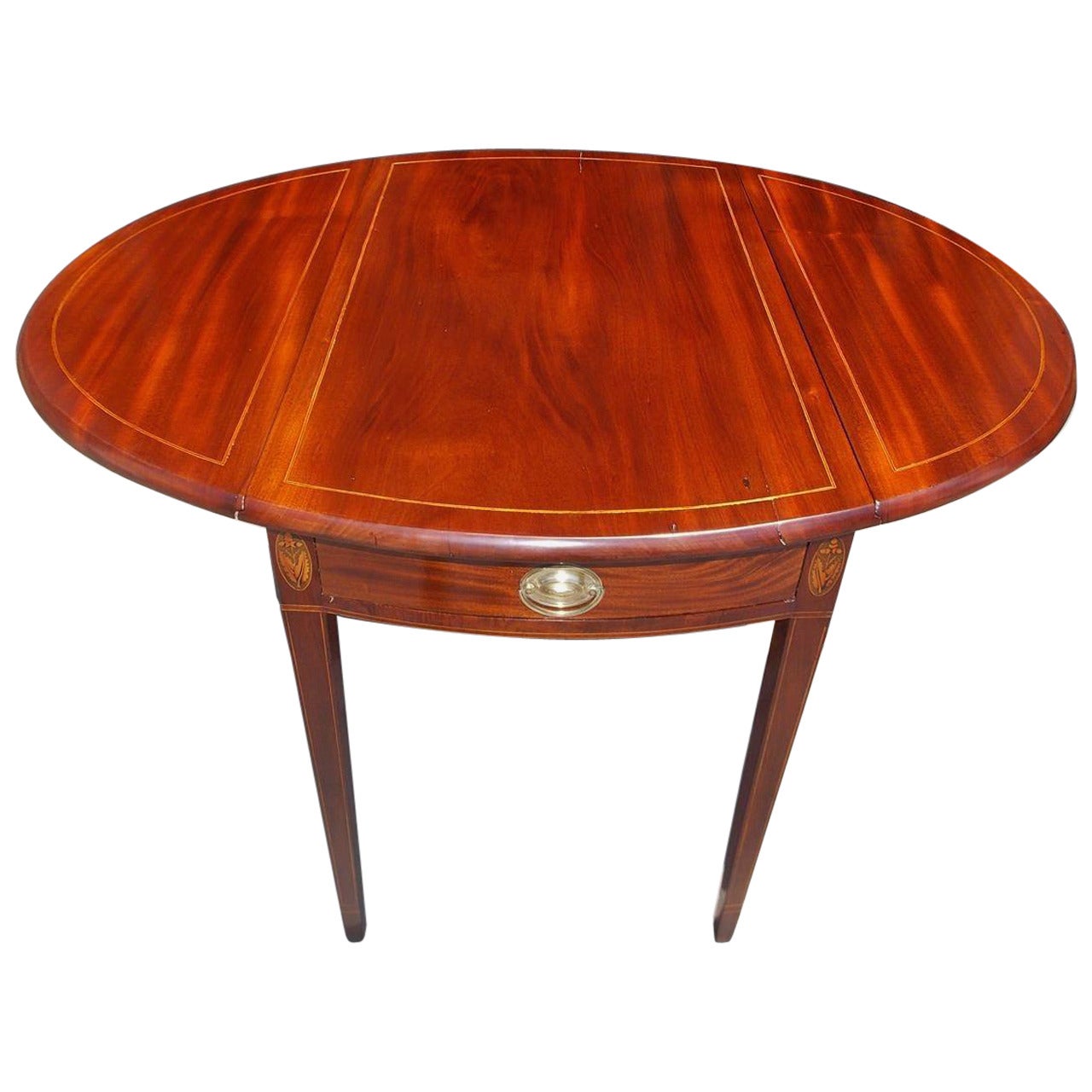 American Hepplewhite Mahogany and Satinwood Pembroke Table, VA, Circa 1790 For Sale