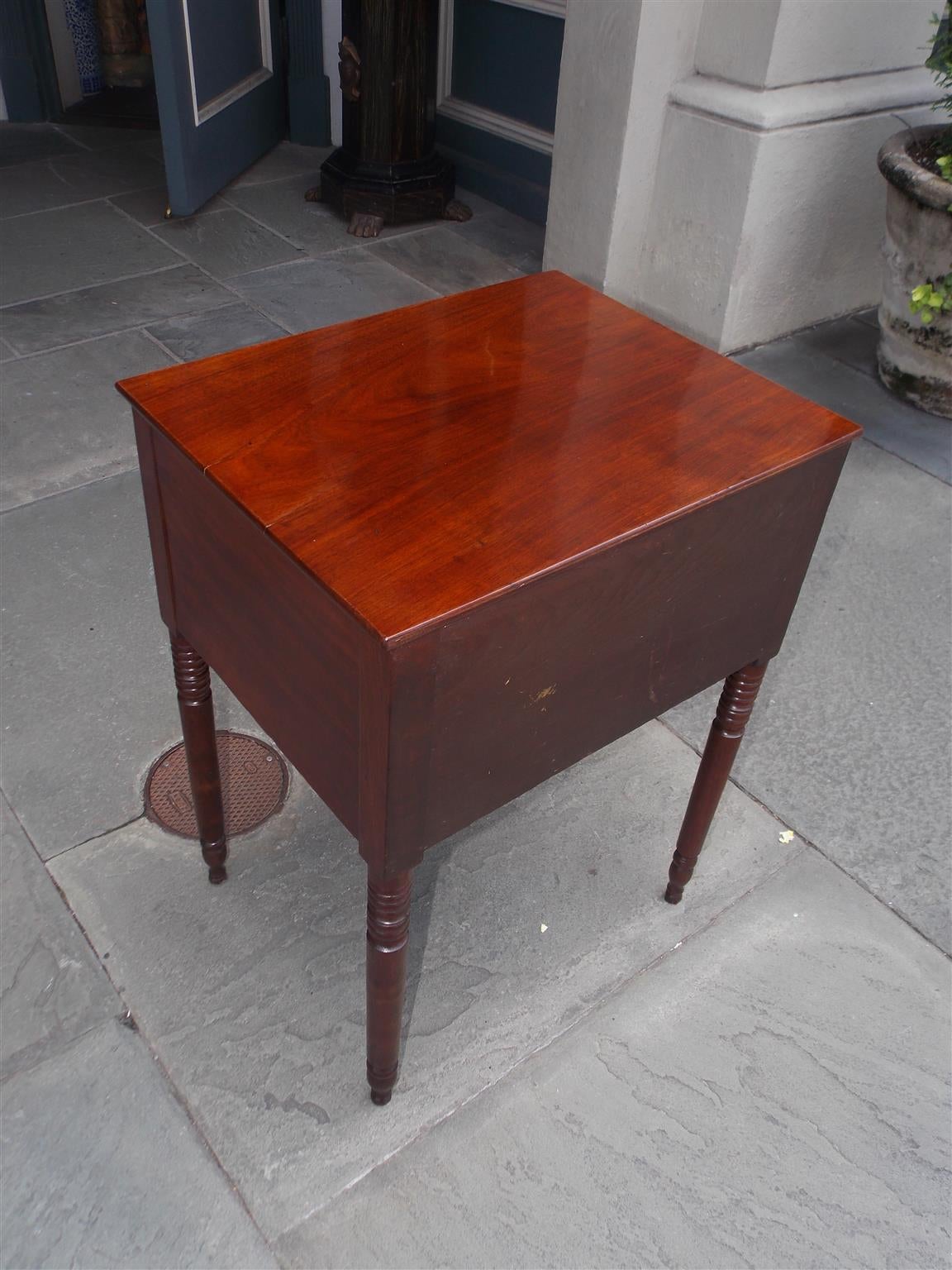 American Sheraton Mahogany Side Table, Circa 1830 1