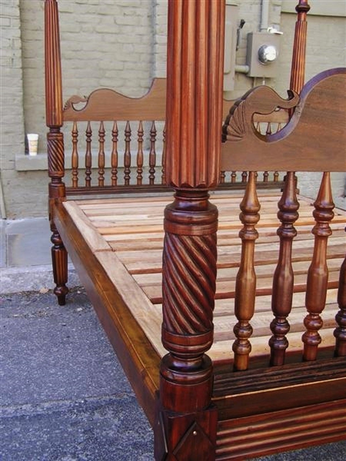 Hand-Carved Caribbean Mahogany Reeded and Barley Twist Four Poster Bed, Circa 1820 For Sale