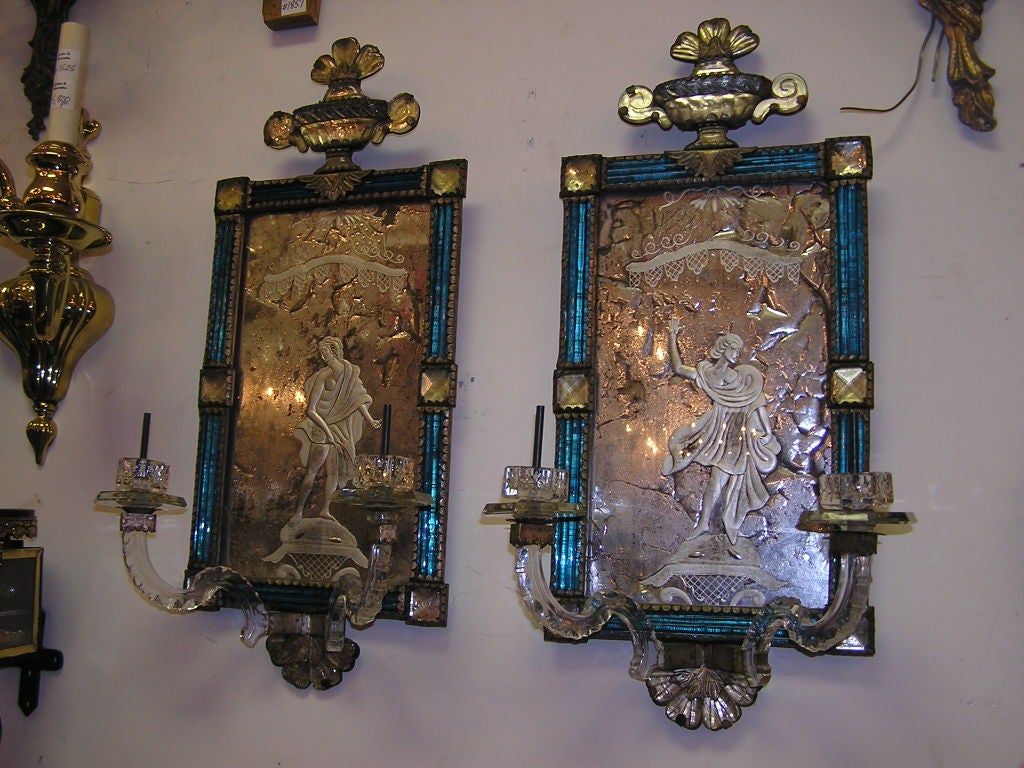 Pair of Venetian Cobalt Blue & Figural Etched Wall Sconces. Circa 1700 In Excellent Condition In Hollywood, SC