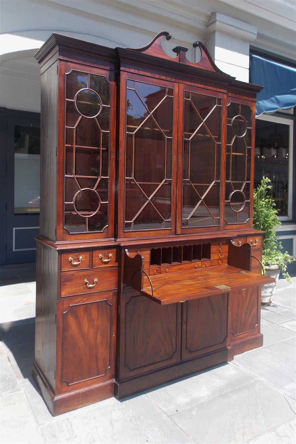 English Chippendale Mahogany Breakfront with Secretary, Circa 1770 In Excellent Condition For Sale In Hollywood, SC