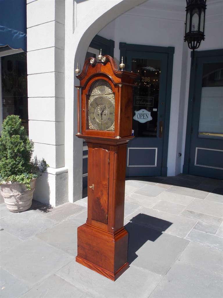 American Walnut Chippendale Tall Case Clock, Circa 1770 In Excellent Condition In Hollywood, SC