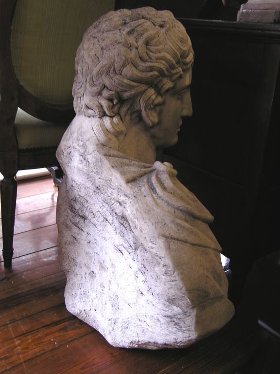 Busto italiano de mármol tallado de Eros . Alrededor de 1820 Italiano en venta