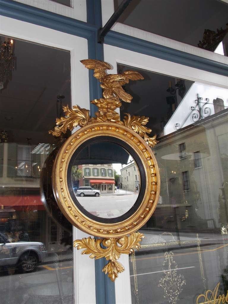 American Federal Gilt Convex Mirror In Excellent Condition In Hollywood, SC