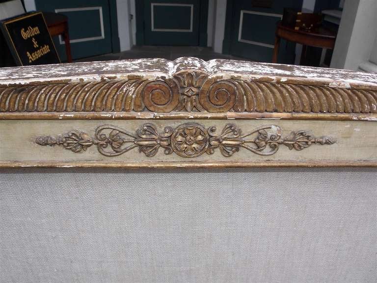 French Painted and Gilt Fire Screen For Sale 3