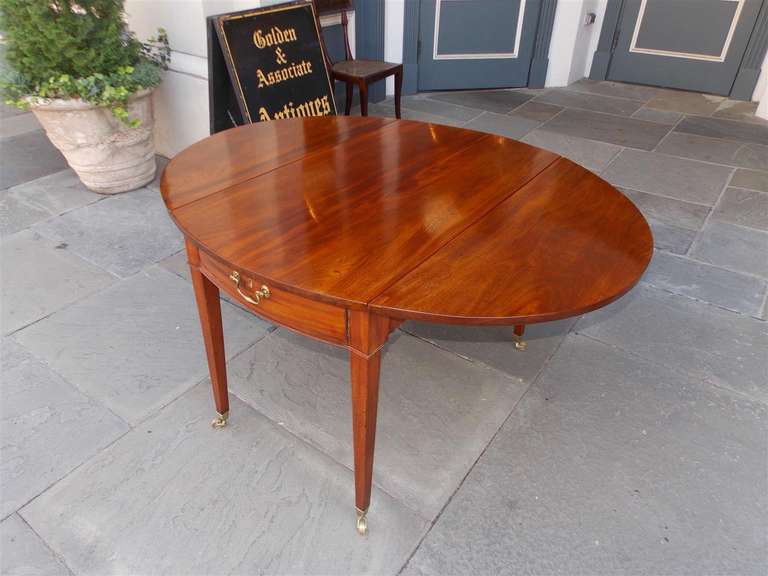 English Mahogany Drop-Leaf Pembroke Table, Circa 1780 For Sale 1