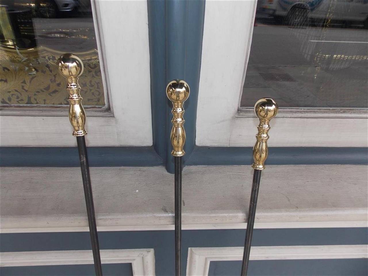 Set of American Monumental Wrought Iron and Brass Fire Tools, 19th Century In Excellent Condition In Hollywood, SC