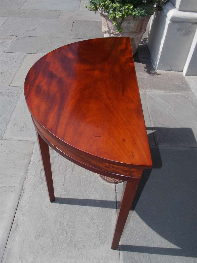 American Mahogany Demi-lune Table. Circa 1790 For Sale 1