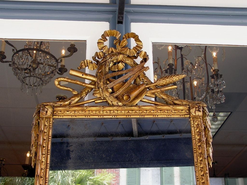 18th Century and Earlier Italian Gilt Mirror For Sale
