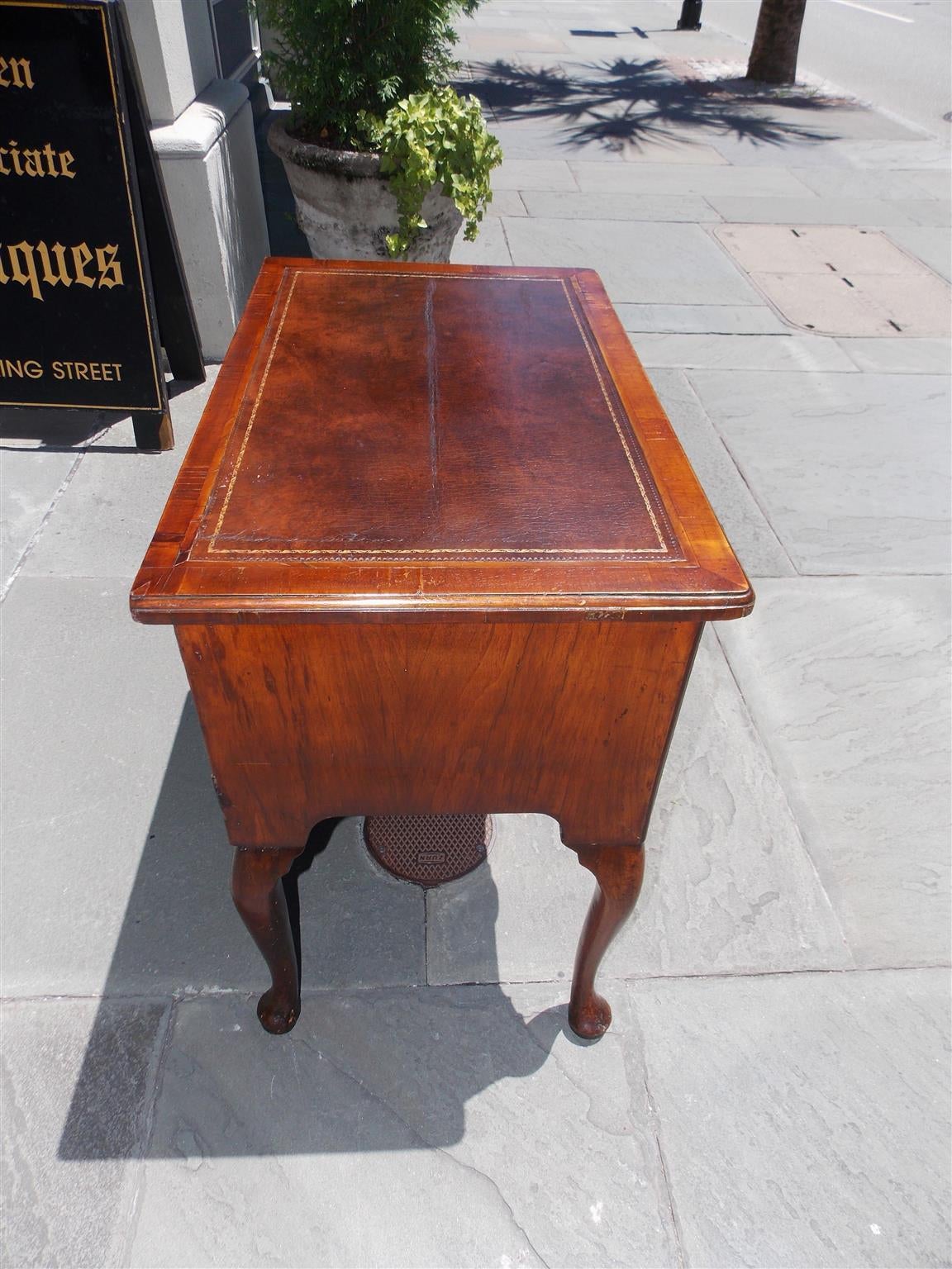 English Queen Anne Burl Walnut Leather Top Low Boy, Circa 1750 In Excellent Condition For Sale In Hollywood, SC