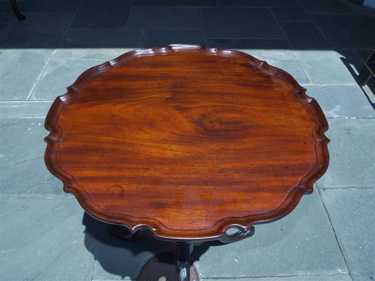 American Colonial American Chippendale Mahogany Tilt-Top Tea Table, Circa 1770