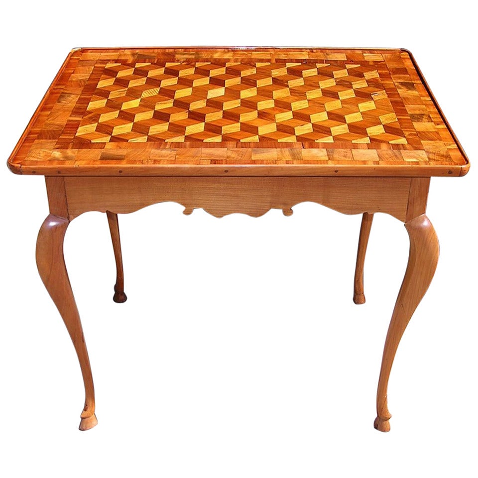 Italian Walnut Inlaid Dish-Top Game Table, Circa 1780