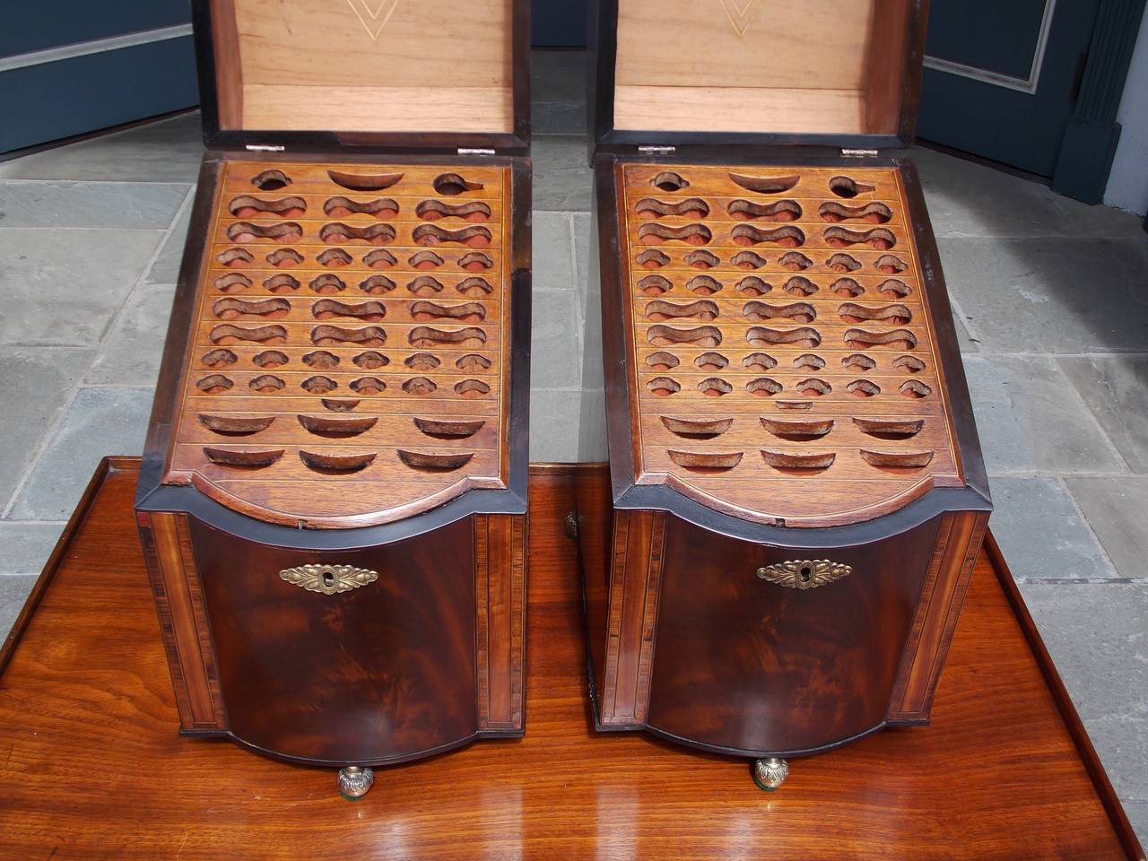 Pair of American Mahogany Inlaid Cutlery Boxes . Charleston, SC  Circa 1790 2