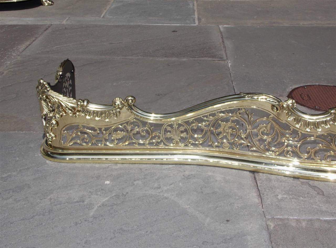 Period English Brass Serpentine Floral and Hand Chased Fire Fender, Circa 1770 In Excellent Condition In Hollywood, SC