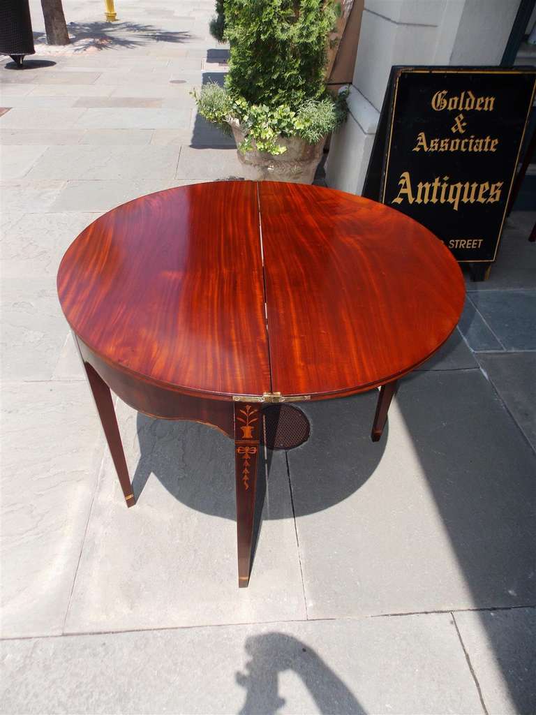 American Mahogany Demilune Inlaid Game Table, Circa 1780 For Sale 5