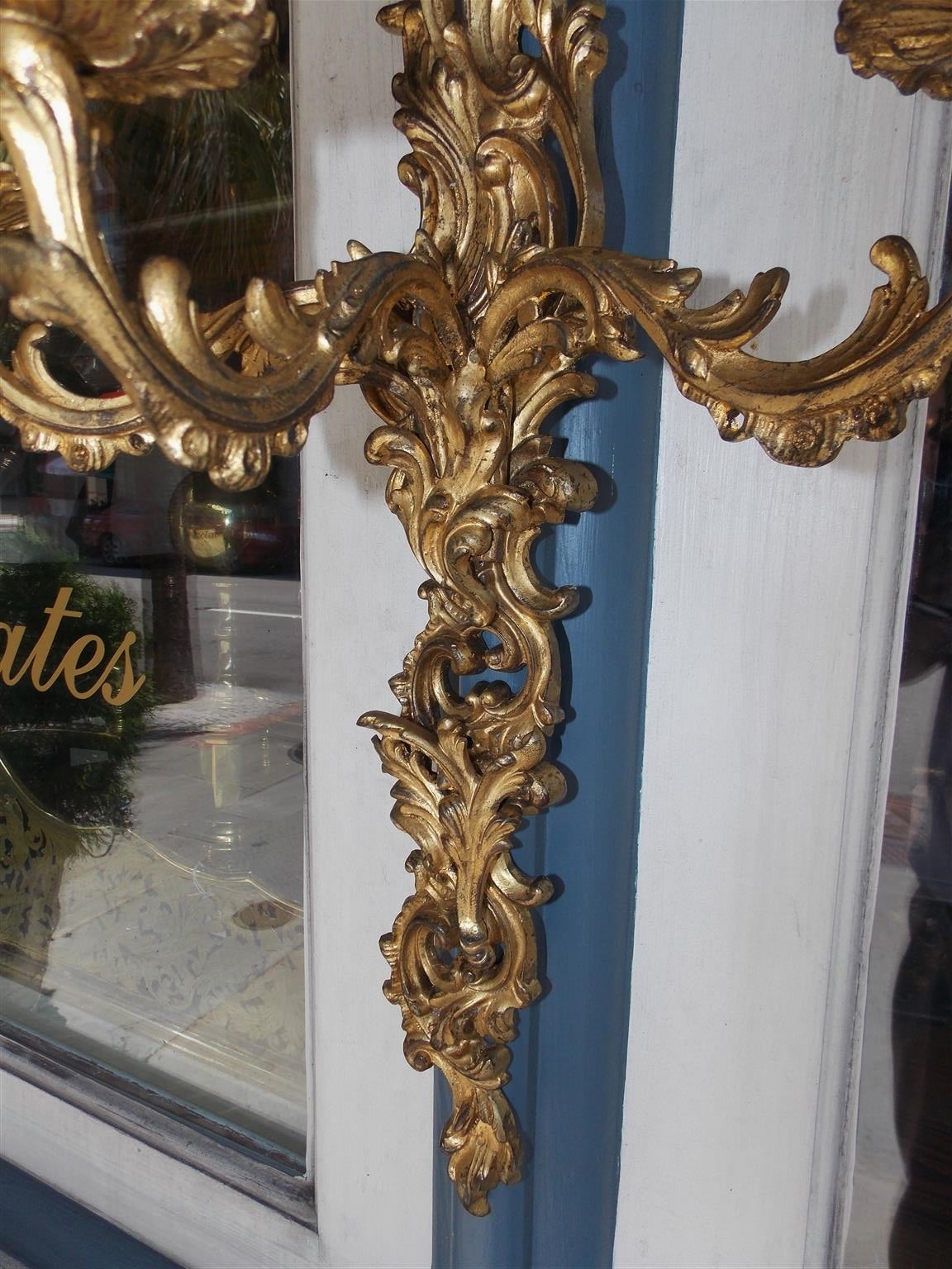 Pair of French Rococo Gilt Bronze Floral Sconces, Circa 1810 For Sale 4