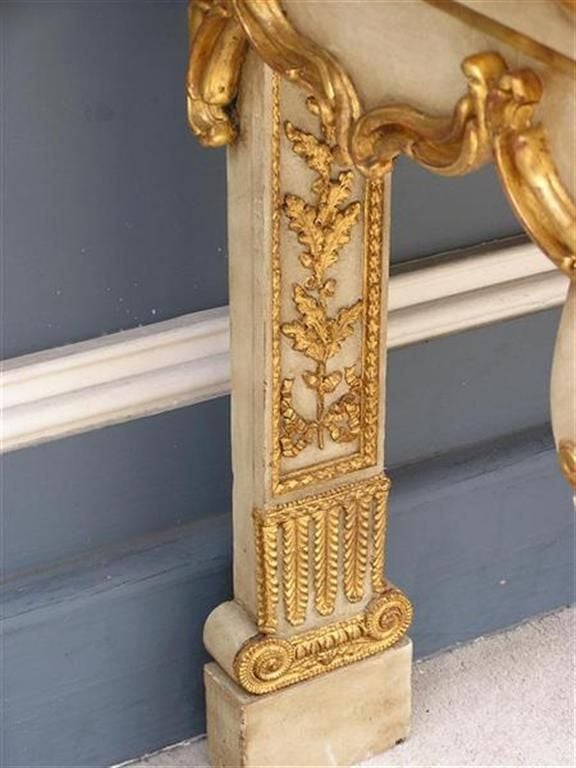 Italian Gilded and Painted Console In Excellent Condition For Sale In Hollywood, SC