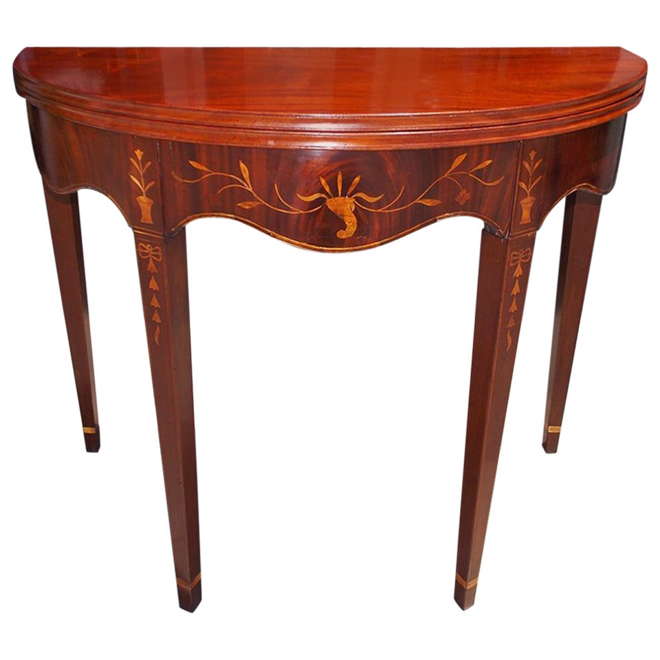 Tavolo da gioco intarsiato in mogano americano Demilune, 1780 circa