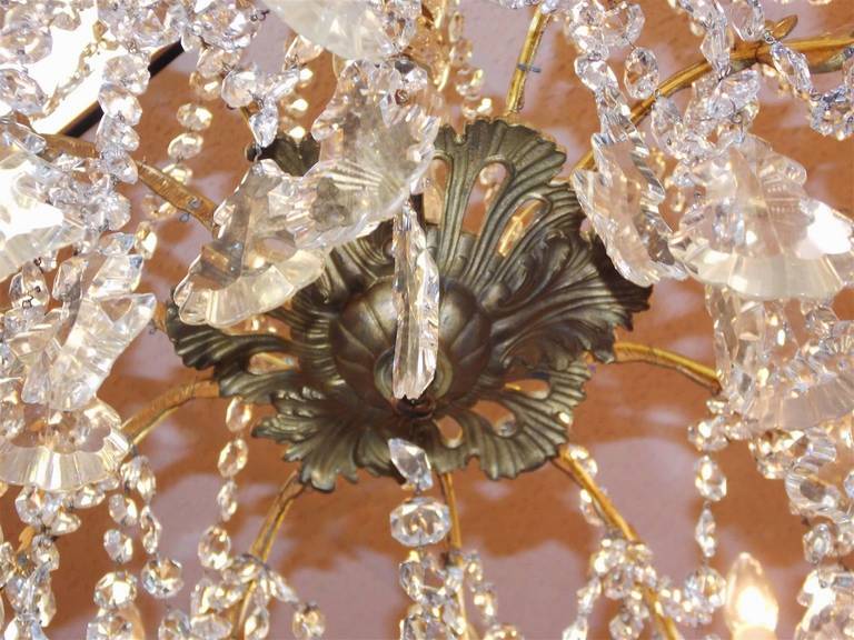 French Gilt Bronze and Crystal Chandelier. Circa 1820 6