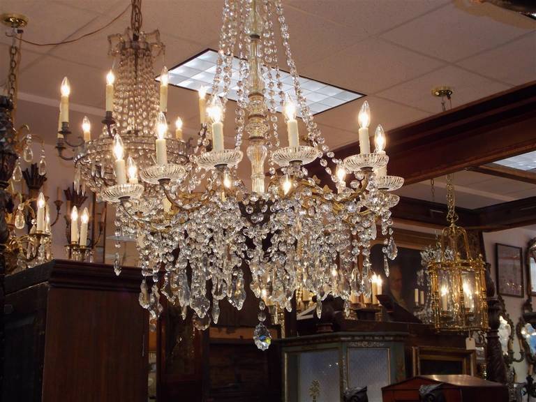 French Gilt Bronze and Crystal Chandelier. Circa 1820 2