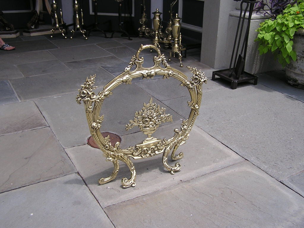 French Brass Floral Screen In Excellent Condition In Hollywood, SC