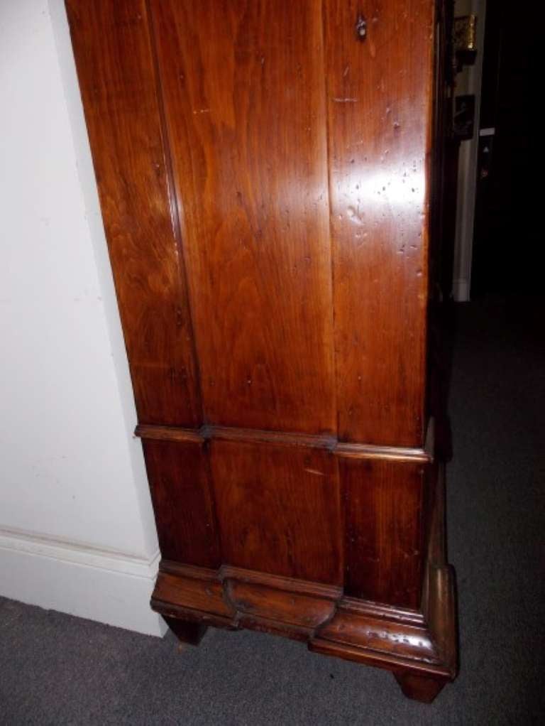 American White Pine Armoire In Excellent Condition In Hollywood, SC
