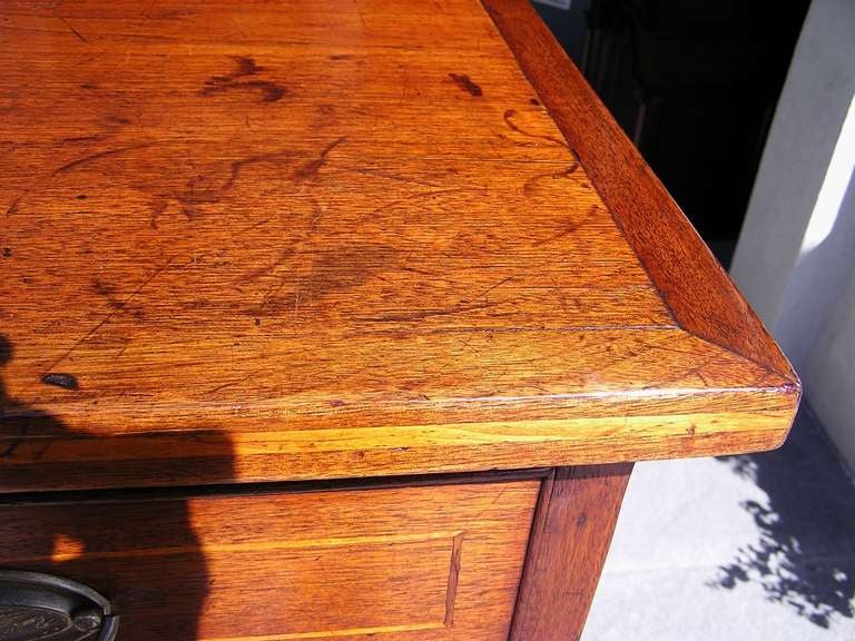 Commode en noyer américain en vente 3