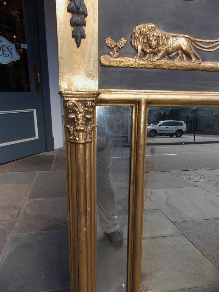 English Classical Federal Gilt Carved Wood and Gesso Wall Mirror, Circa 1780 For Sale 2