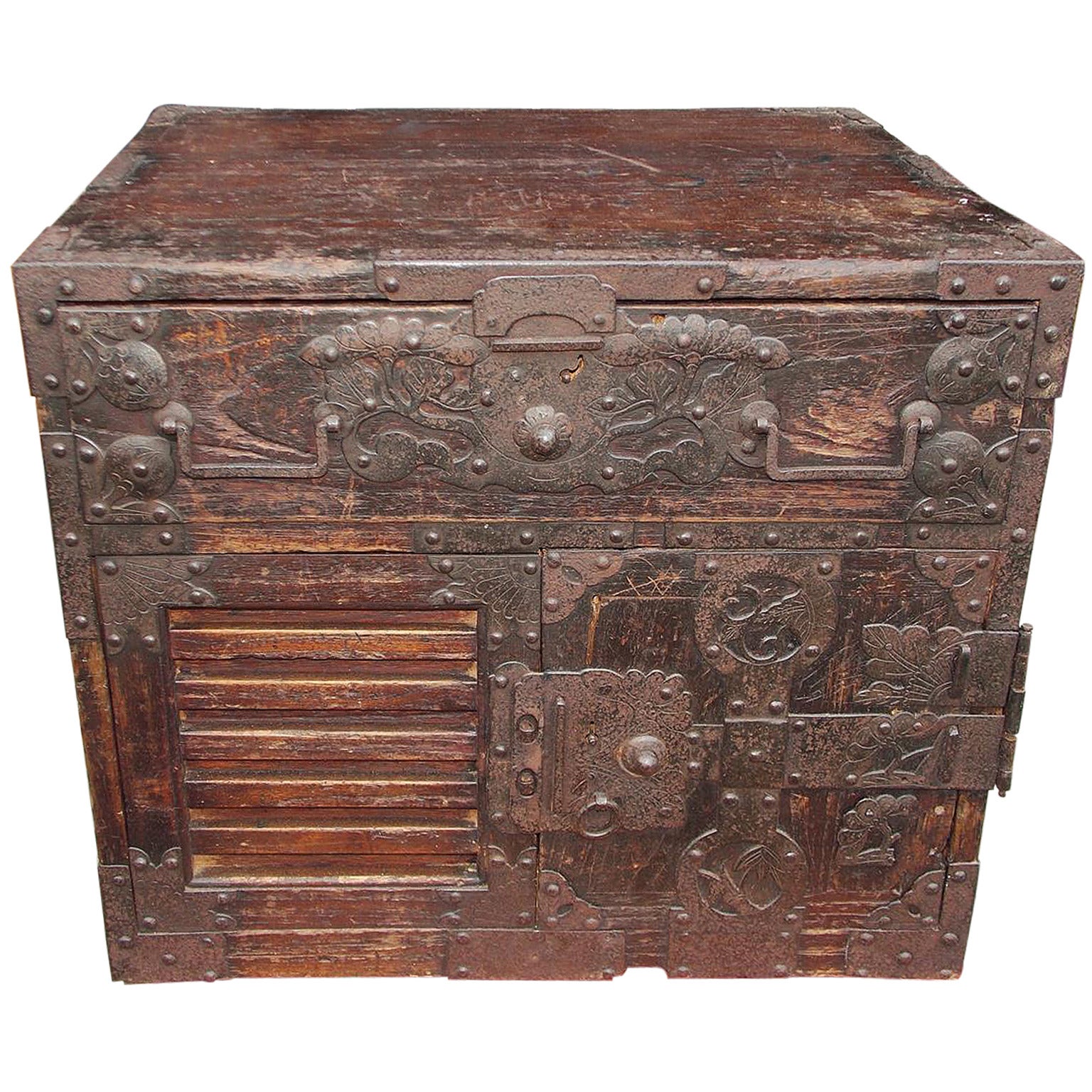 Japanese Military Campaign Document Box. Circa 1770