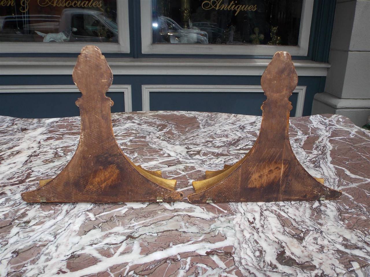 Mid-19th Century Pair of English Carved Wood and Gilt Wall Brackets, Circa 1830