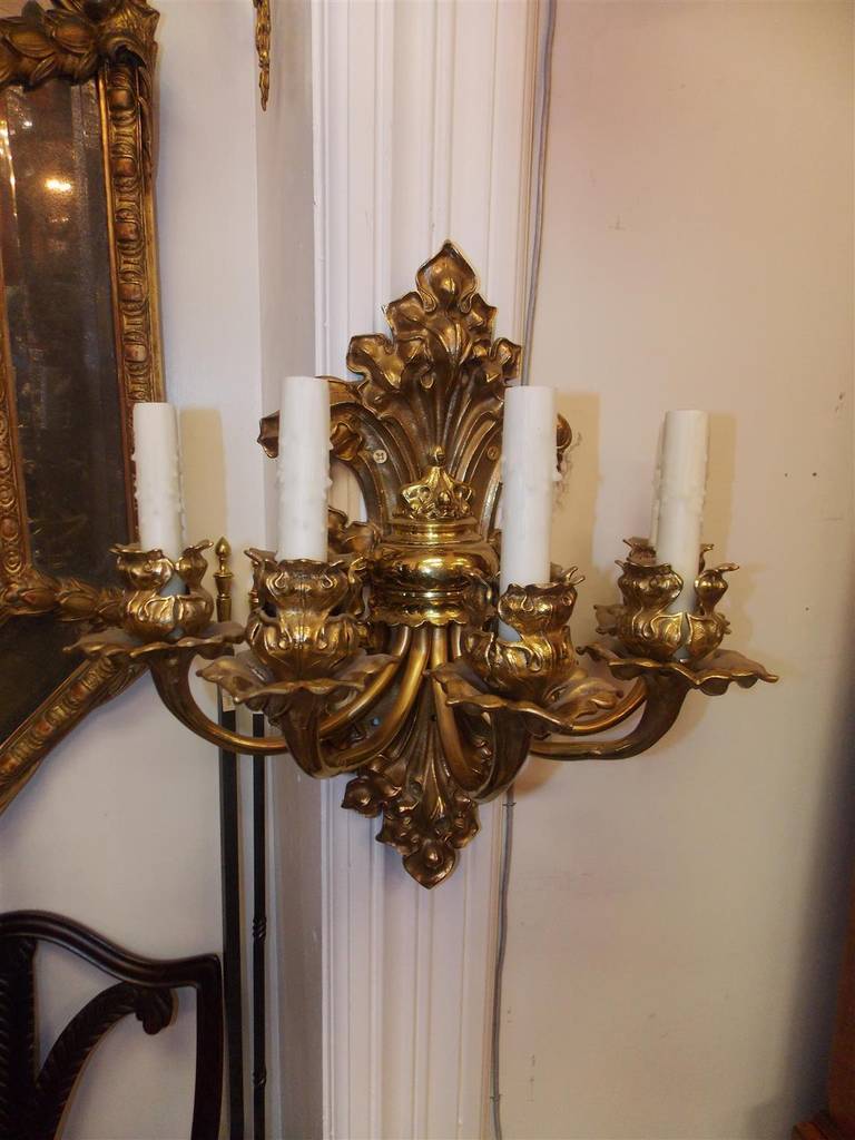 Pair of French Gilt Bronze Foliage Sconces. Circa 1820 In Excellent Condition For Sale In Hollywood, SC