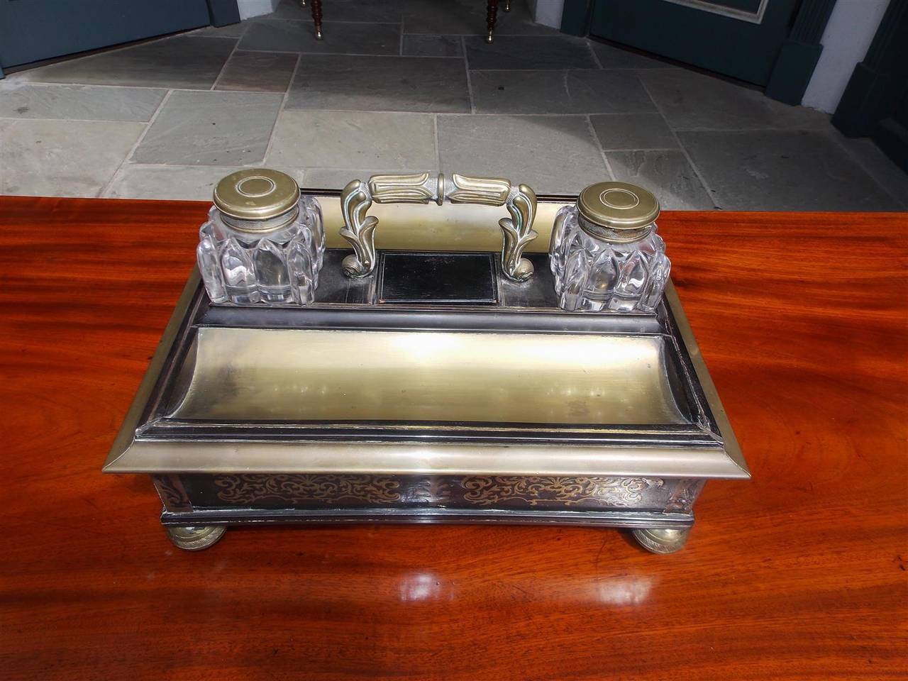 English Inlaid Boulle Inkwell on Chase Feet, Circa 1840 For Sale 1