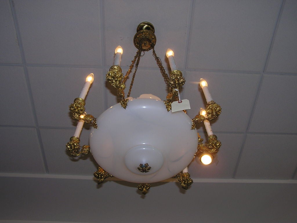 French Opaline and Gilt Bronze Chandelier For Sale 3
