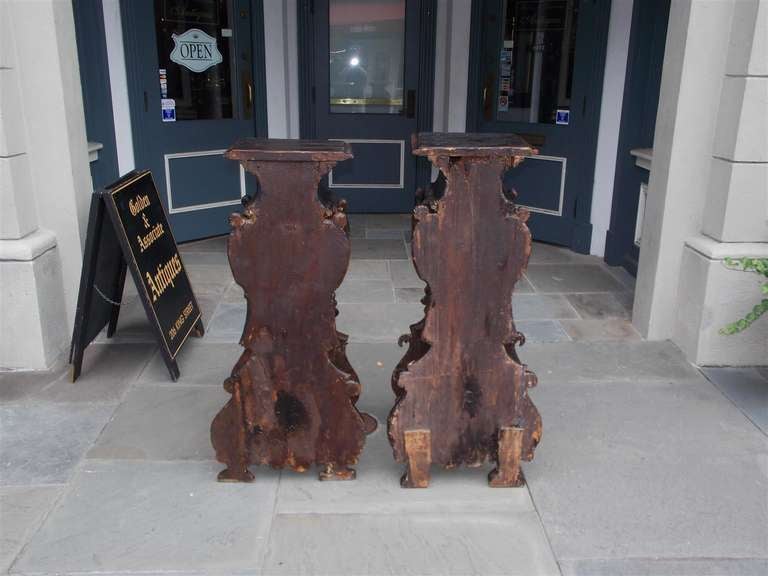 Pair of Italian Painted and Gilt Pedestals. Circa 1770 For Sale 6