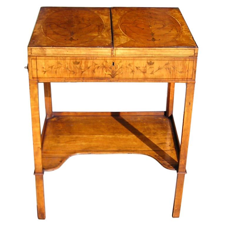 Table de coiffeuse anglaise compartimentée en bois de satin et ébène incrusté pour femmes, vers 1780