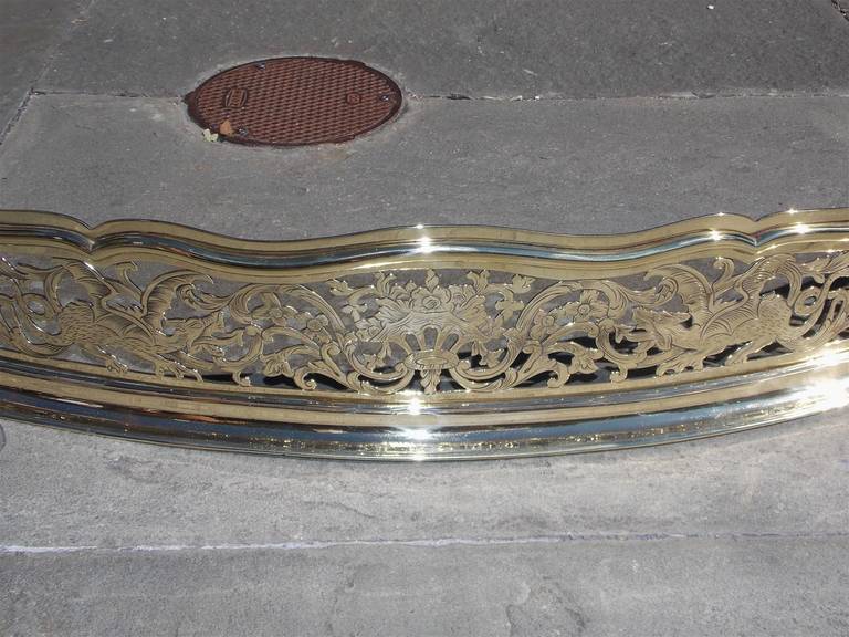 English Period Serpentine Pierced Gallery &  Dragon Fire Fender, Circa 1720 In Excellent Condition For Sale In Hollywood, SC