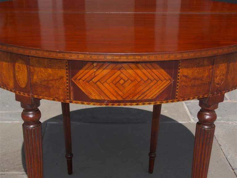 Amerikanisches Mahagoni-Demi-Lune  Spieltisch. Um 1810 im Angebot 2
